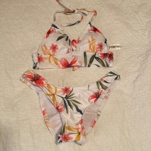 Shade &Shore bathing‎ suite